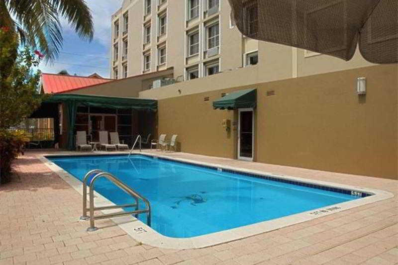 Hampton Inn&Suites Fort Lauderdale Airport Hollywood Exterior foto