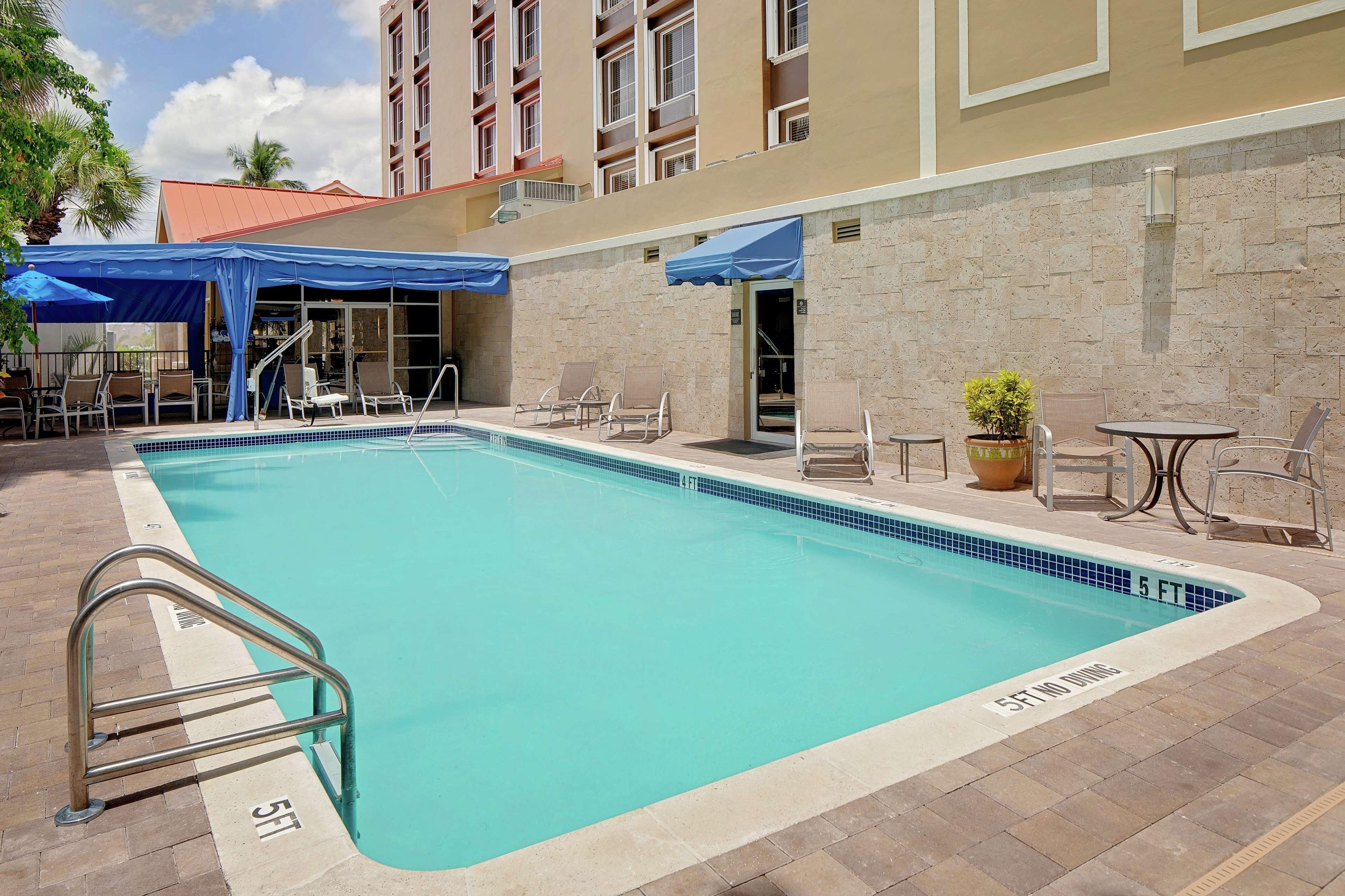 Hampton Inn&Suites Fort Lauderdale Airport Hollywood Exterior foto